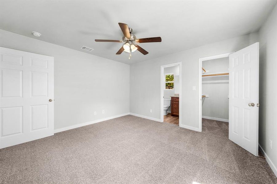 Spacious, unfurnished interior of a new home in , West Tawakoni (Image 10).