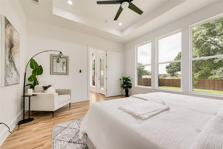Furnished interior view inside a new home in , Dallas (Image 19). Furnished interior view inside a new home in , Dallas (Image 19).