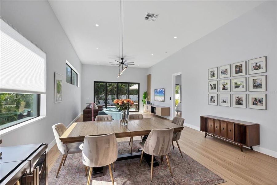 Furnished interior view inside a new home in , Sarasota (Image 14).