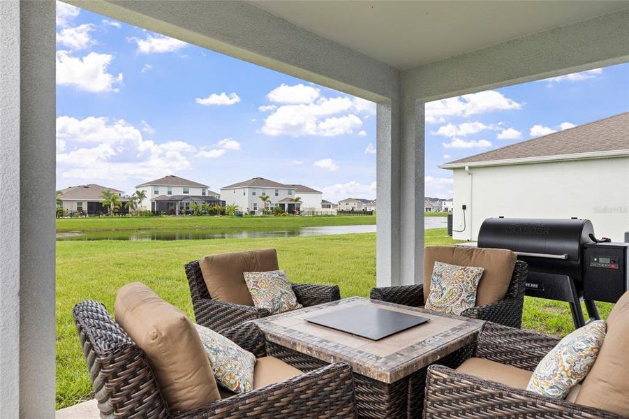 Exterior details and patio area of a home in Silverstone North, Palmetto (Image 29). Exterior details and patio area of a home in Silverstone North, Palmetto (Image 29).