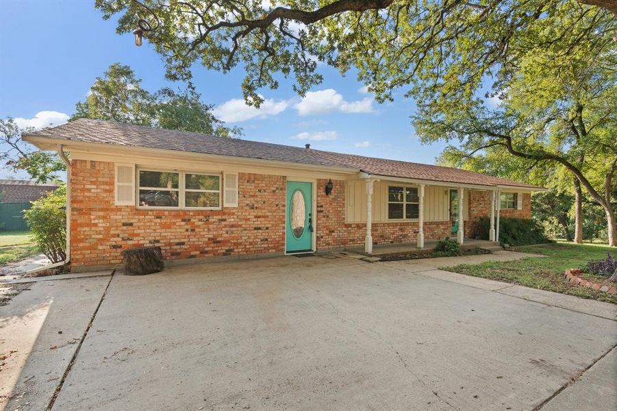Front exterior of a new home in , Alvarado, TX, highlighting curb appeal (Image 20).