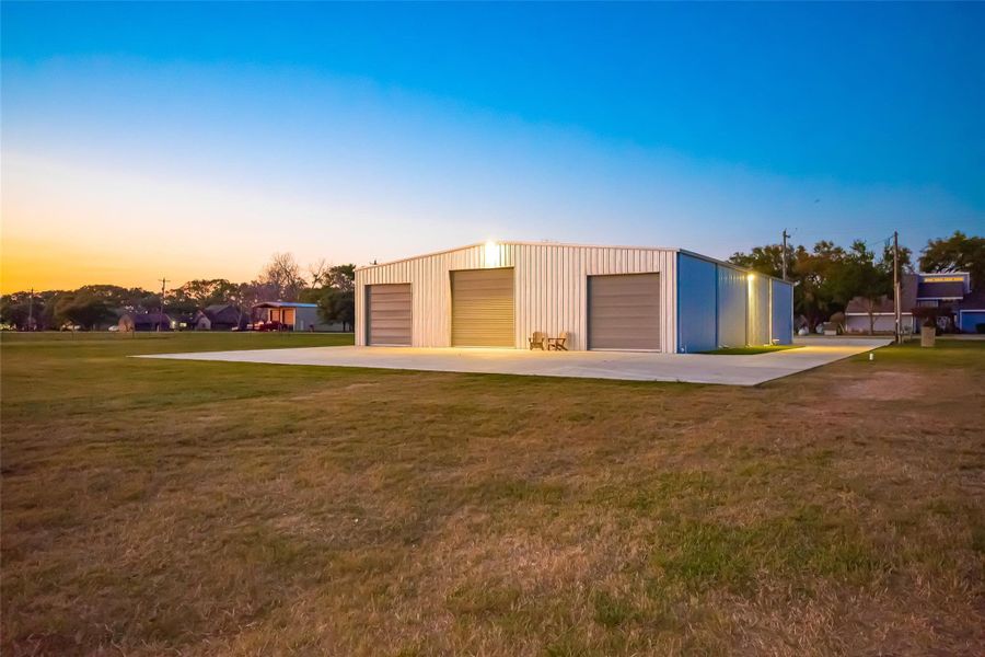 Exterior details and patio area of a home in , Brazoria (Image 20). Exterior details and patio area of a home in , Brazoria (Image 20).