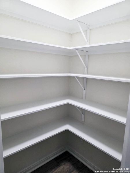 Spacious, unfurnished interior of a new home in , Fischer (Image 13).