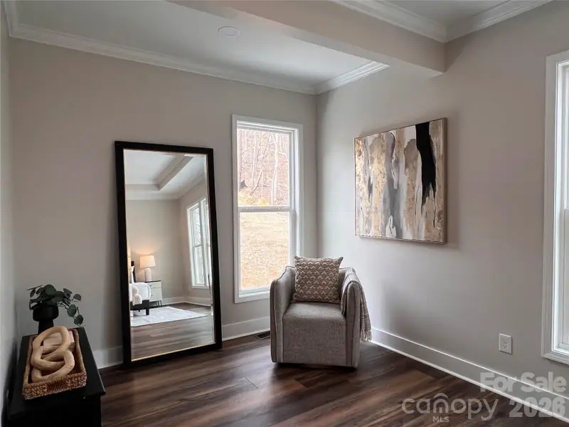 Furnished interior view inside a new home in , Dallas (Image 16).