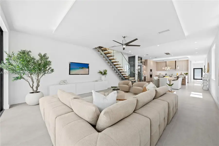 Furnished interior view inside a new home in , Fort Lauderdale (Image 5).