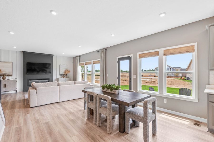Representative furnished interior of a home built from the Breckenridge by Fischer Homes in Sage Woods, Dallas (Image 15).
