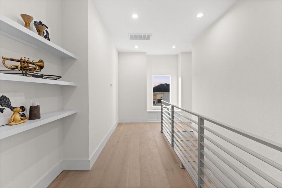 Image 25 of a home in . Image 25 of a home in .