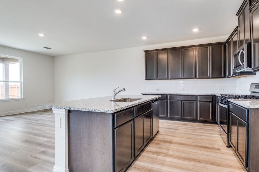 Image 7 of a home in Heartland Signature. Image 7 of a home in Heartland Signature.