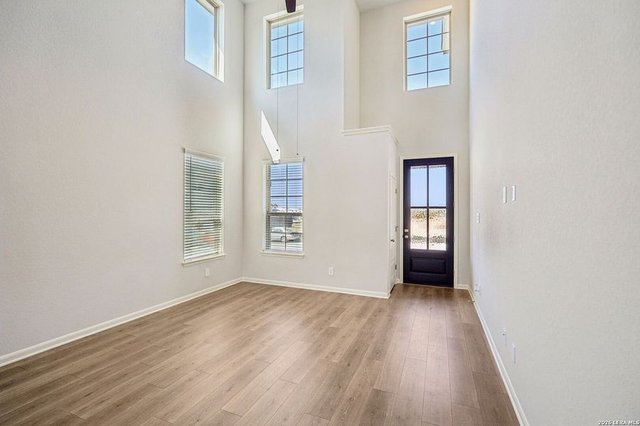 Spacious, unfurnished interior of a new home in Remington Ranch, San Antonio (Image 41). Spacious, unfurnished interior of a new home in Remington Ranch, San Antonio (Image 41).