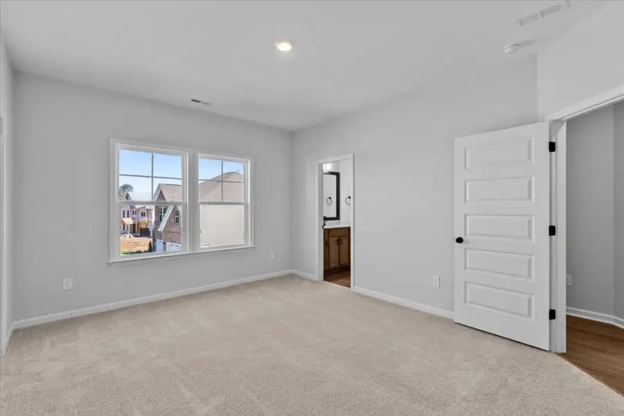Spacious, unfurnished interior of a new home in Lilah Grove, Summerfield (Image 43). Spacious, unfurnished interior of a new home in Lilah Grove, Summerfield (Image 43).