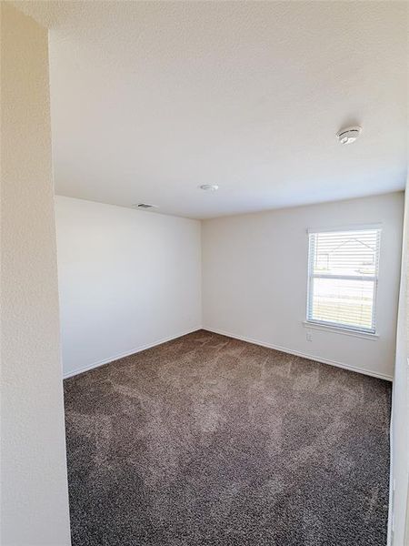 Spacious, unfurnished interior of a new home in Stonehaven, Caddo Mills (Image 25).