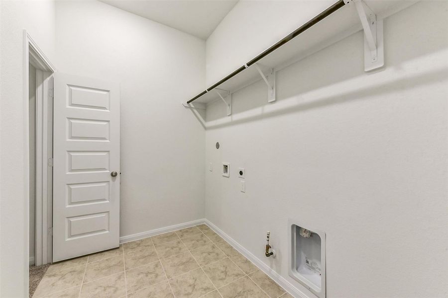 Spacious, unfurnished interior of a new home in Encino Estates, Dayton (Image 12). Spacious, unfurnished interior of a new home in Encino Estates, Dayton (Image 12).