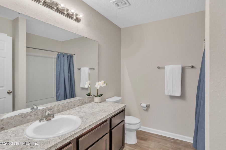 Furnished interior view inside a new home in , Jacksonville (Image 9).