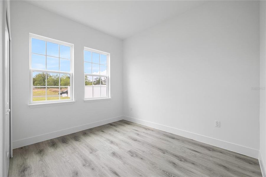 Spacious, unfurnished interior of a new home in , Ocala (Image 35).