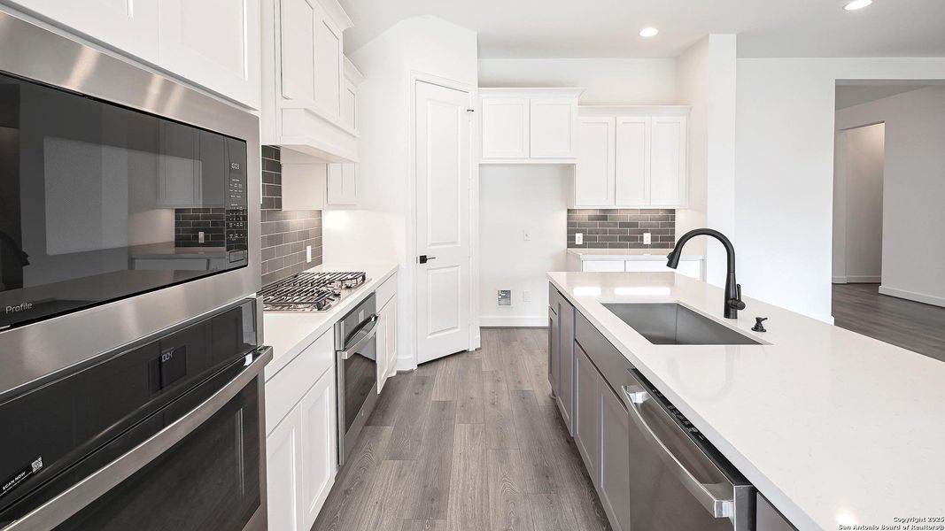 Furnished interior view inside a new home in Veramendi 60', New Braunfels (Image 7).