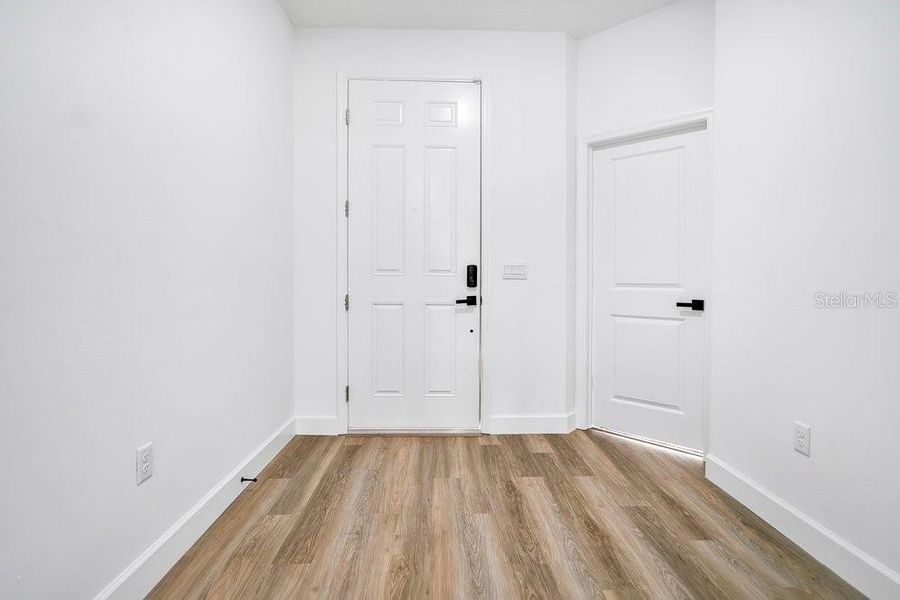 Spacious, unfurnished interior of a new home in Archers Mill, Ormond Beach (Image 25). Spacious, unfurnished interior of a new home in Archers Mill, Ormond Beach (Image 25).