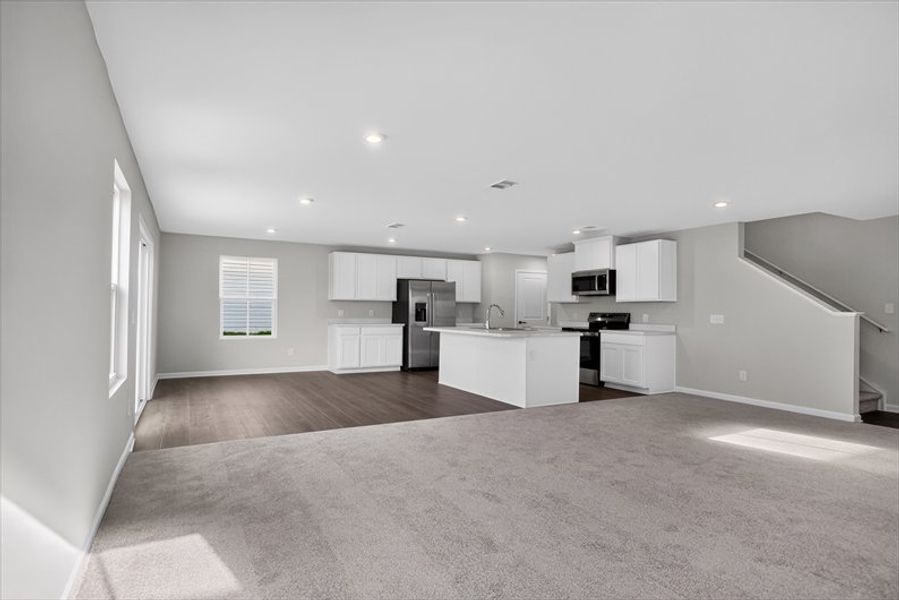 Spacious, unfurnished interior of a new home in Everly, Spartanburg (Image 15).