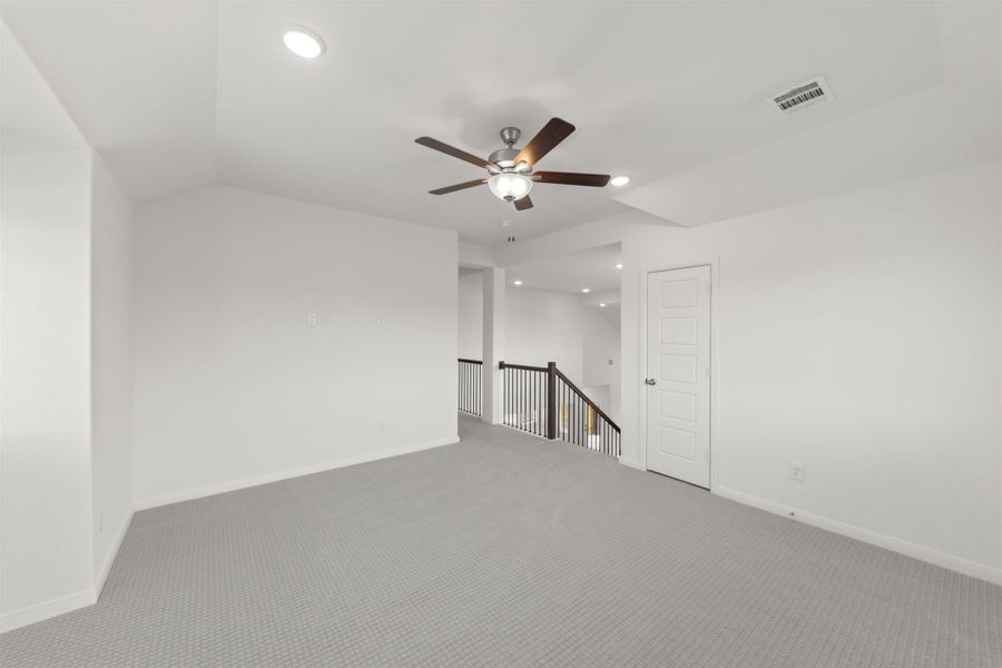 Spacious, unfurnished interior of a new home in Timberbrook, Justin (Image 22). Spacious, unfurnished interior of a new home in Timberbrook, Justin (Image 22).
