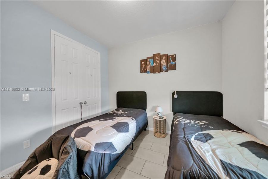 Furnished interior view inside a new home in , Cape Coral (Image 5). Furnished interior view inside a new home in , Cape Coral (Image 5).