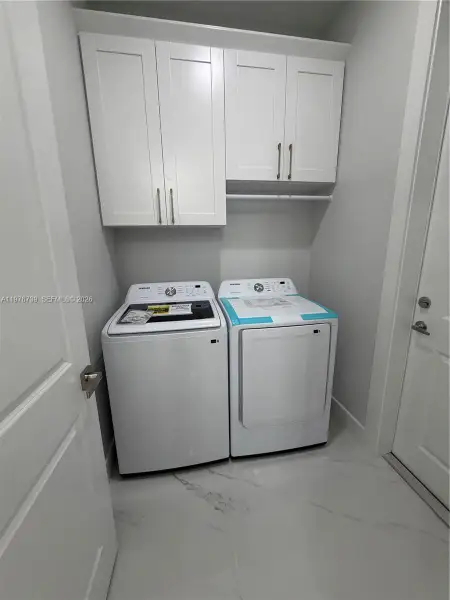 Image 40 of a home in .