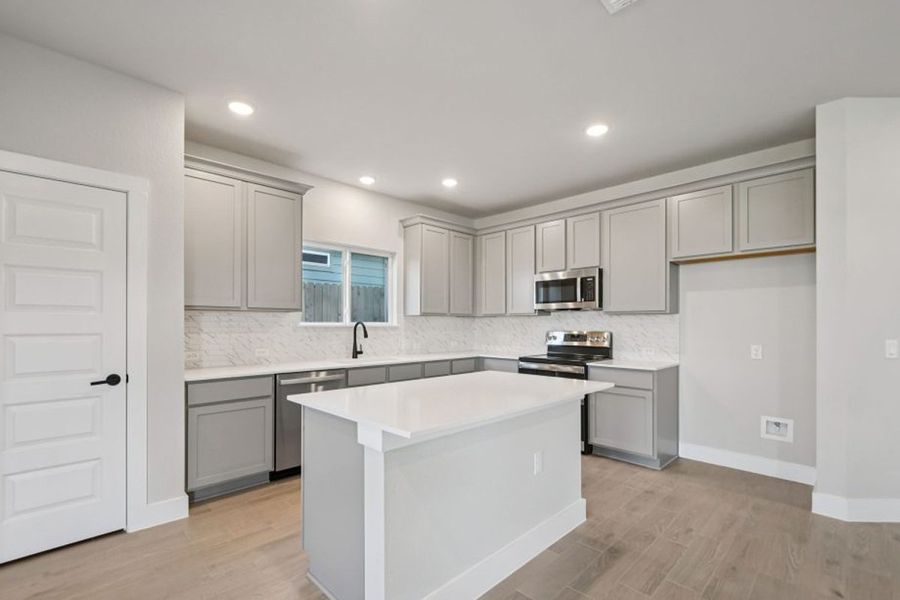 Representative furnished interior of a home built from the Denton by Pacesetter Homes in Trace, San Marcos (Image 5). Representative furnished interior of a home built from the Denton by Pacesetter Homes in Trace, San Marcos (Image 5).