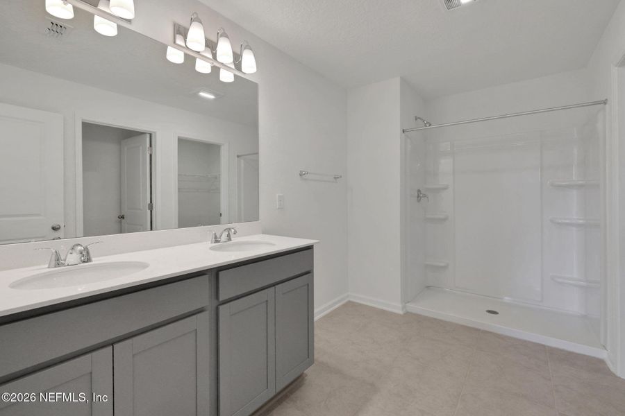 Furnished interior view inside a new home in Cedar Creek, Jacksonville (Image 8).