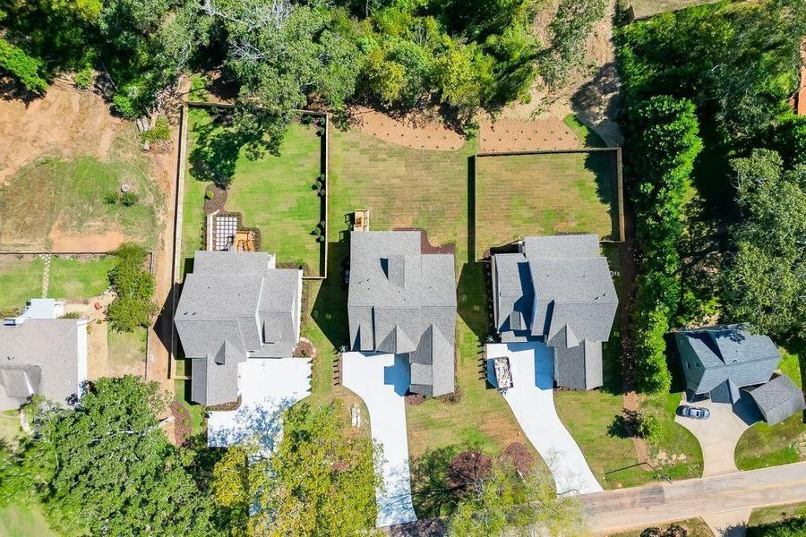 Image 77 of a home in .