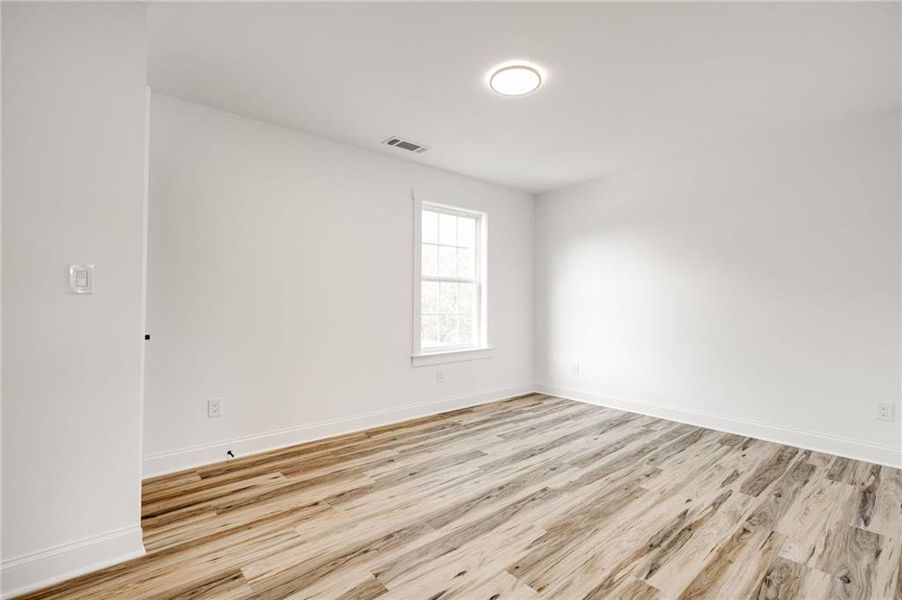 Spacious, unfurnished interior of a new home in , Rossville (Image 33).
