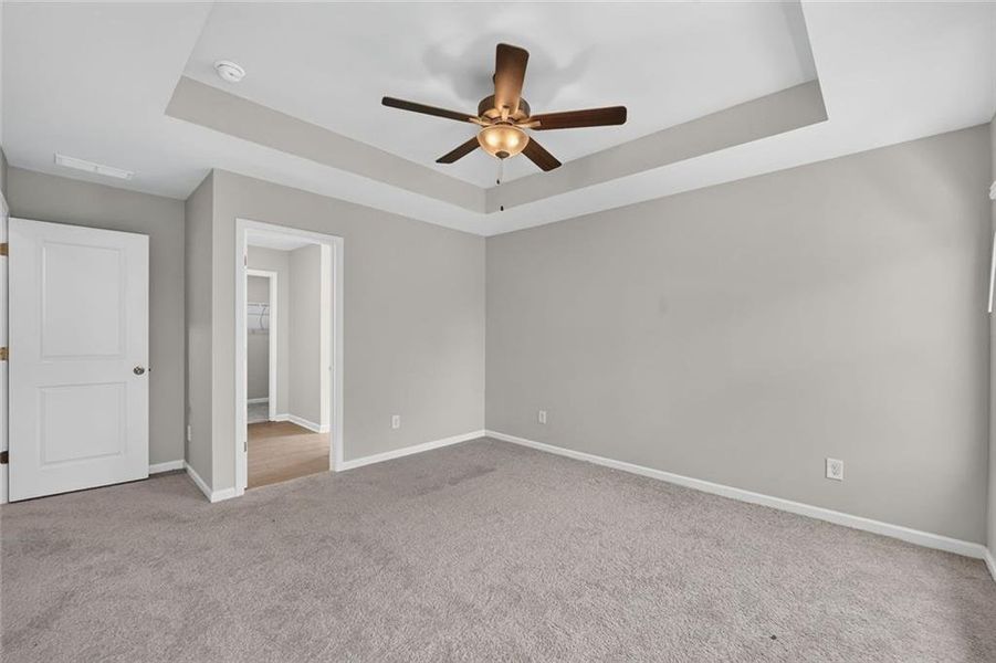 Spacious, unfurnished interior of a new home in , Atlanta (Image 20). Spacious, unfurnished interior of a new home in , Atlanta (Image 20).