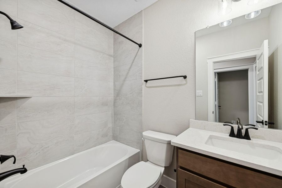 Furnished interior view inside a new home in , Katy (Image 10).