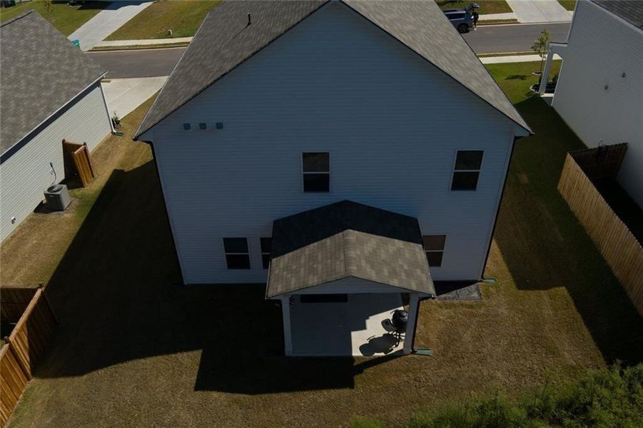 Exterior details and patio area of a home in Arrington, Adairsville (Image 32).
