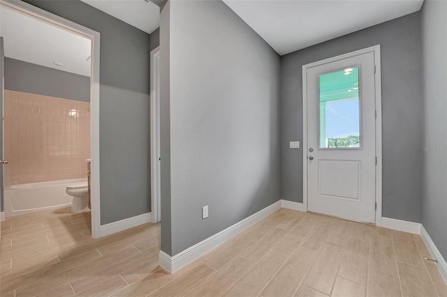 Spacious, unfurnished interior of a new home in Green Key Village, Lady Lake (Image 33). Spacious, unfurnished interior of a new home in Green Key Village, Lady Lake (Image 33).