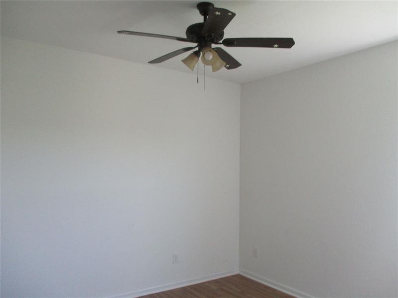 Spacious, unfurnished interior of a new home in , Kaufman (Image 12).