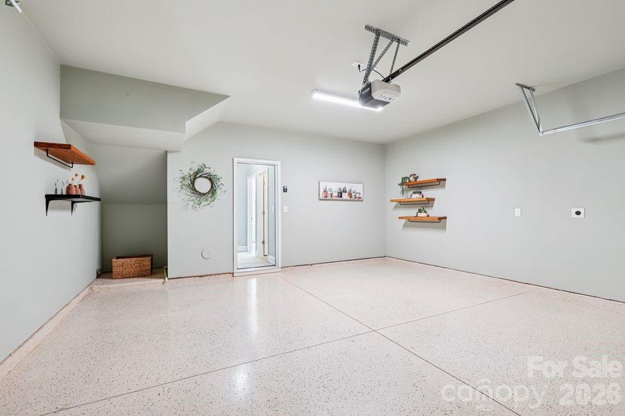 Spacious, unfurnished interior of a new home in , Fort Mill (Image 31).