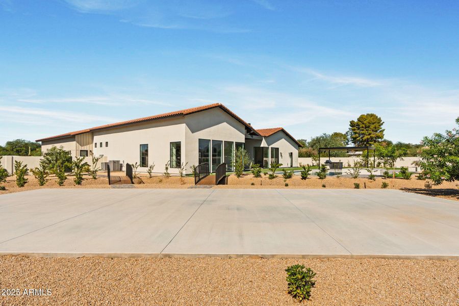 50-web-or-mls-10809-n-82nd-pl 50-web-or-mls-10809-n-82nd-pl