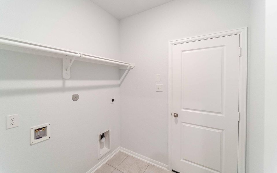 Furnished interior view inside a new home in Pecan Estates, Crosby (Image 5). Furnished interior view inside a new home in Pecan Estates, Crosby (Image 5).