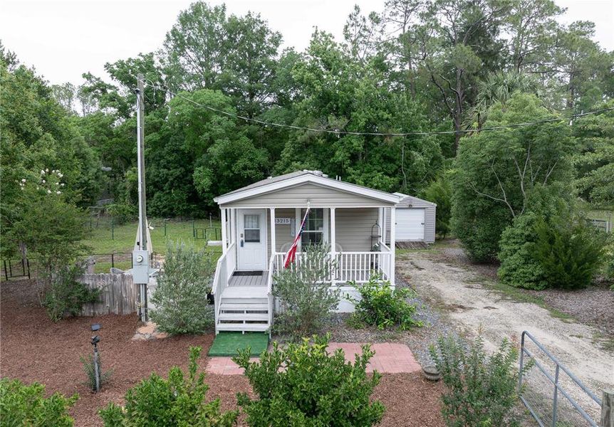 Exterior details and patio area of a home in , Silver Springs (Image 30).
