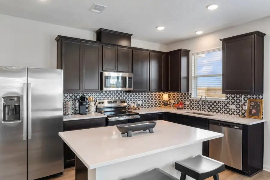 Furnished interior view inside a new home in Grand Lake, Snook (Image 4).