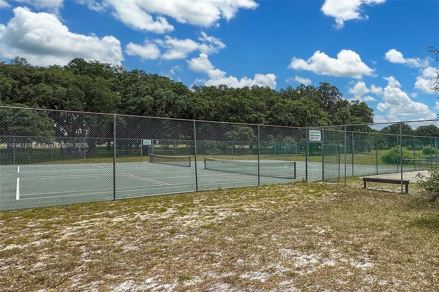 Community amenities in , Dunnellon (Image 27).