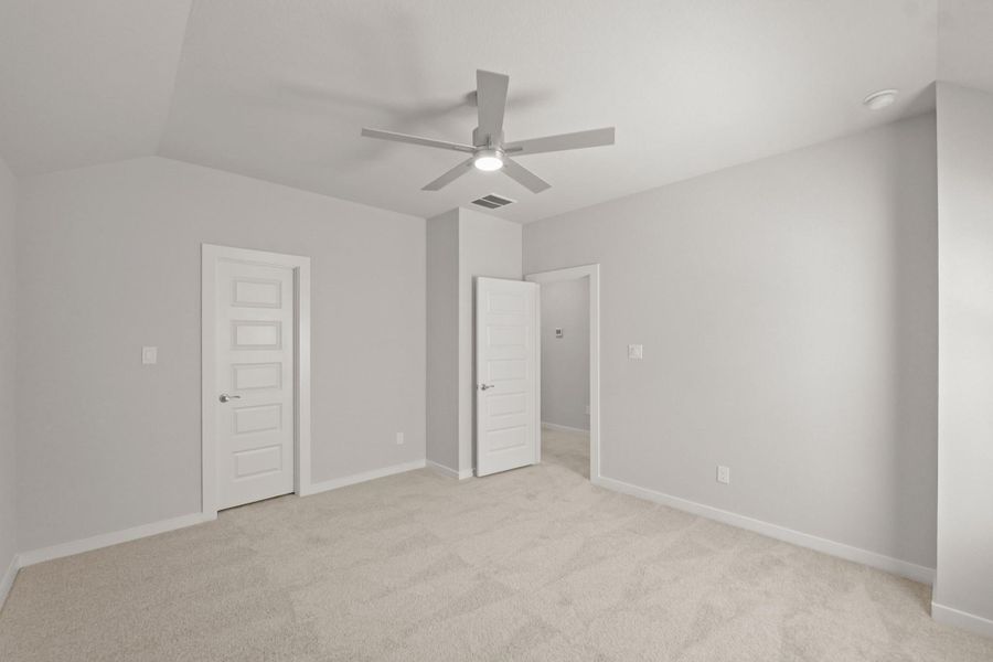 Spacious, unfurnished interior of a new home in Briarwood Crossing, Rosenberg (Image 32). Spacious, unfurnished interior of a new home in Briarwood Crossing, Rosenberg (Image 32).