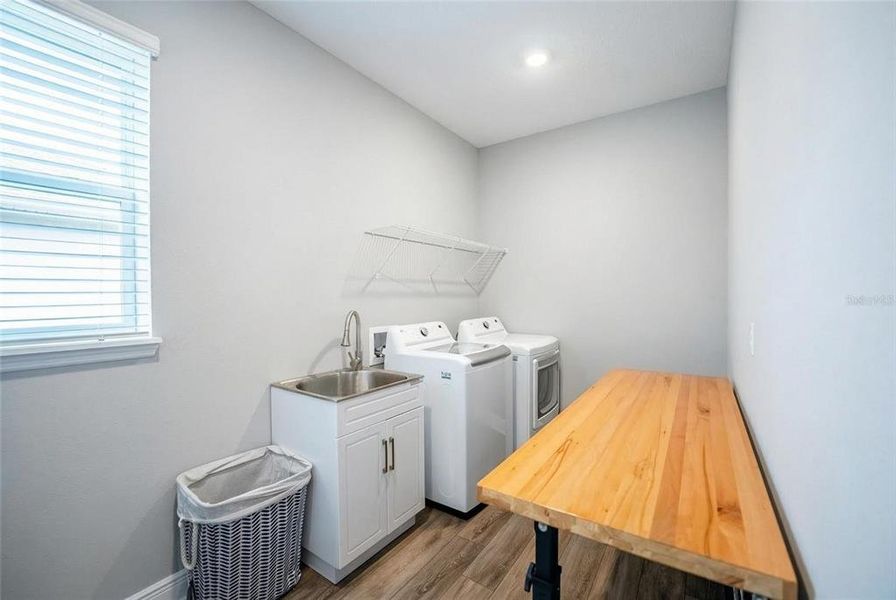 Furnished interior view inside a new home in , Ocala (Image 18).