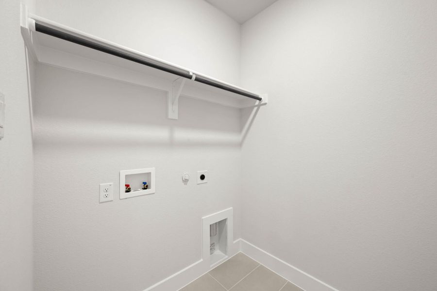 Spacious, unfurnished interior of a new home in Discovery Collection at Bridgewater, Midlothian (Image 24).