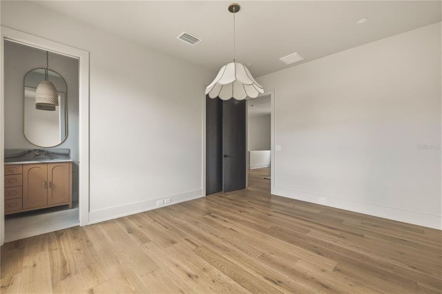 Spacious, unfurnished interior of a new home in , Tampa (Image 28). Spacious, unfurnished interior of a new home in , Tampa (Image 28).