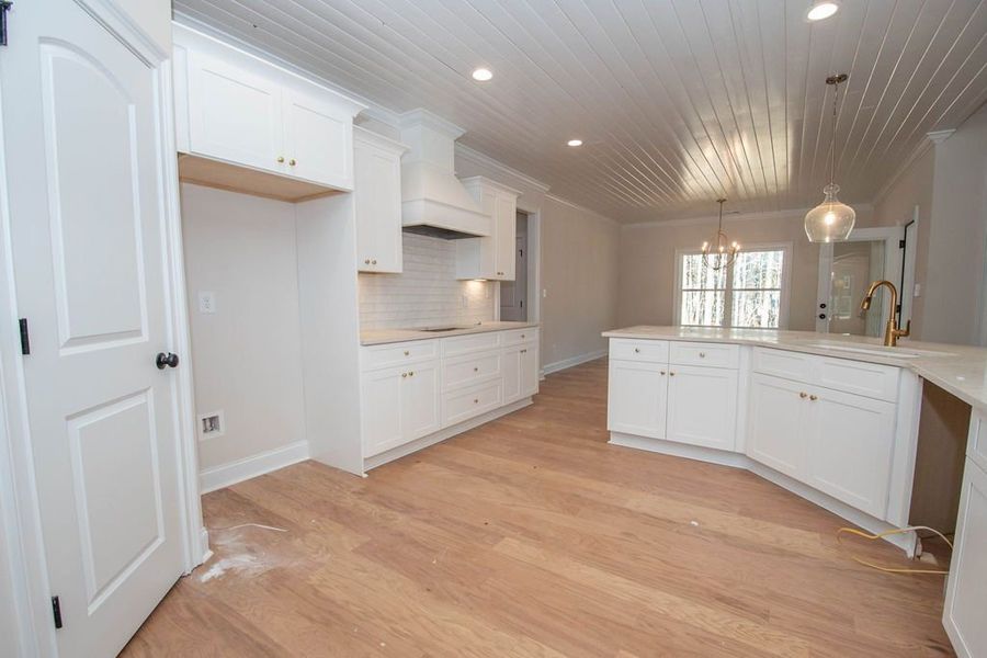 Spacious, unfurnished interior of a new home in Highgate, Newnan (Image 30). Spacious, unfurnished interior of a new home in Highgate, Newnan (Image 30).