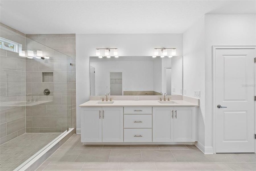 Furnished interior view inside a new home in , St. Petersburg (Image 7).