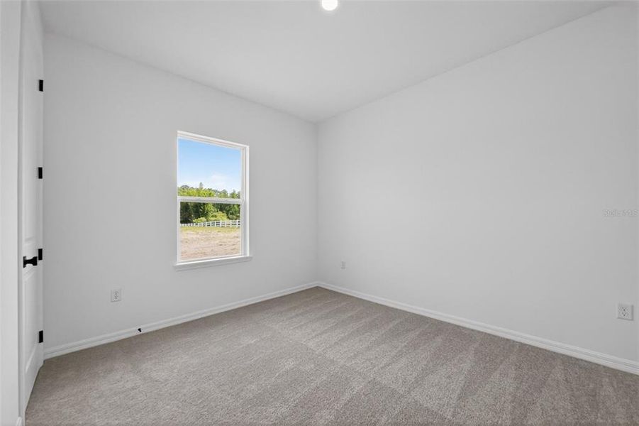 Spacious, unfurnished interior of a new home in Tyson Reserve, St. Cloud (Image 13).