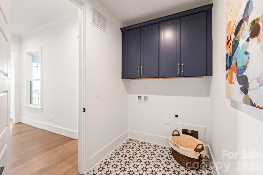 Furnished interior view inside a new home in , Davidson (Image 32).