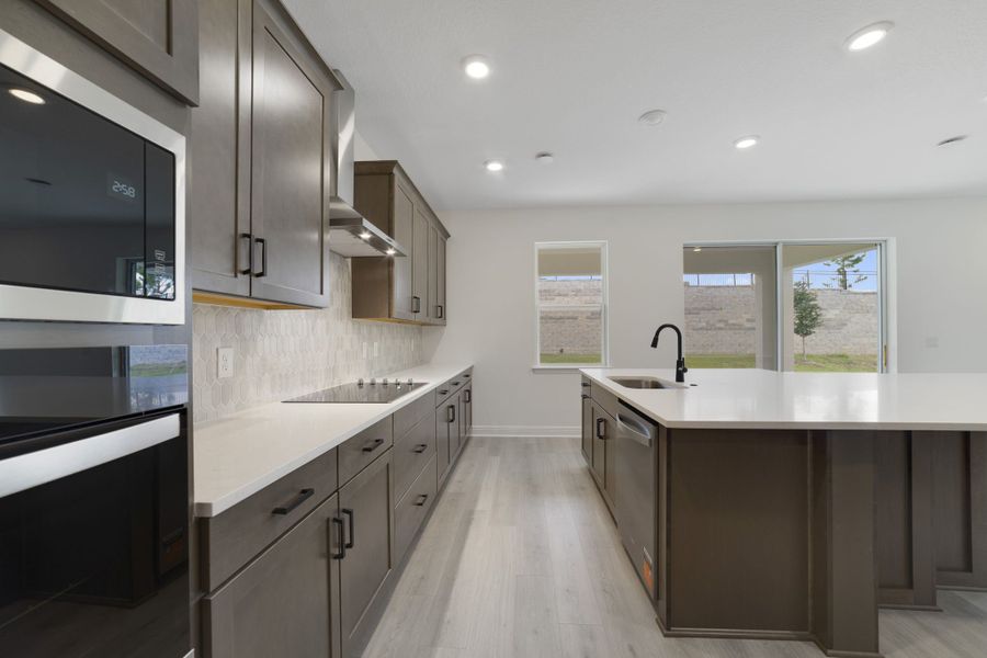 Furnished interior view inside a new home in Vintner Reserve, Clermont (Image 8).