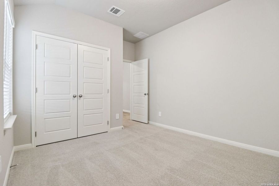 Spacious, unfurnished interior of a new home in Scenic Crest - Premier Series, Boerne (Image 30).