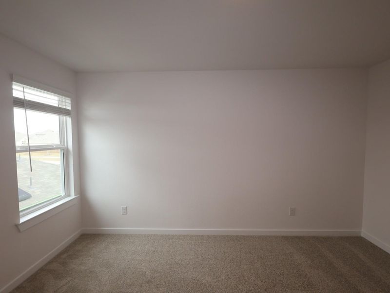 Spacious, unfurnished interior of a new home in Summerview, Fulshear (Image 20).